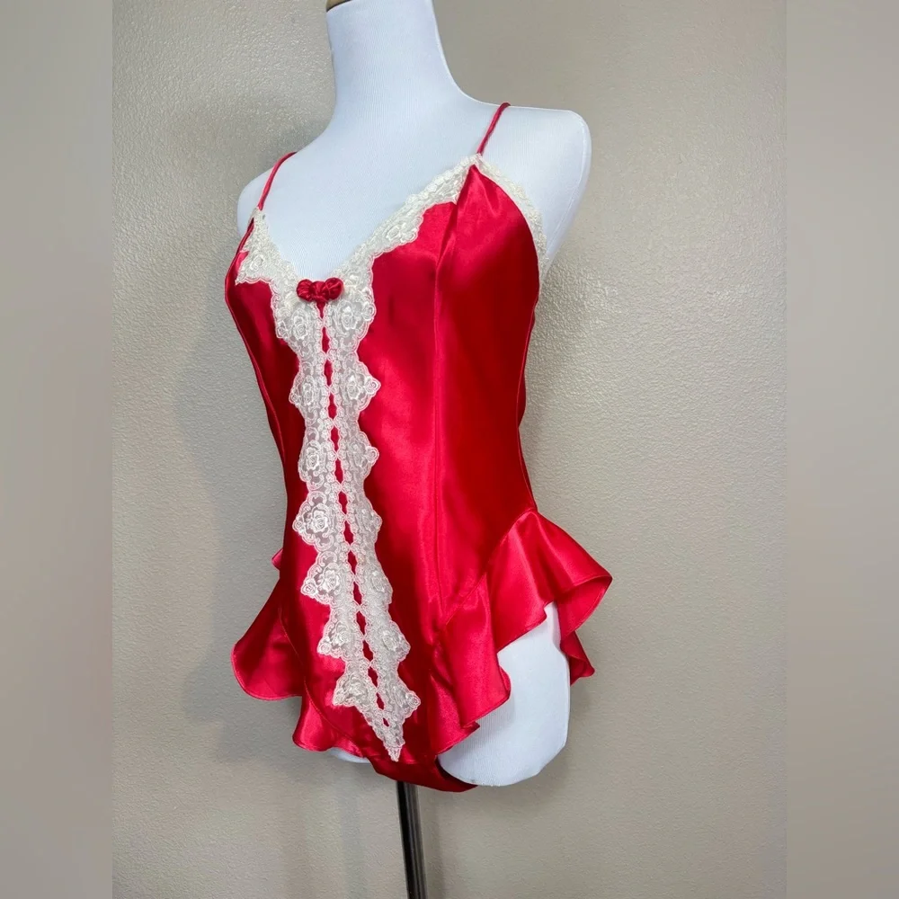 VTG‎ Victoria’s Secret Gold Label Red Satin Lace Teddy White lingerie D